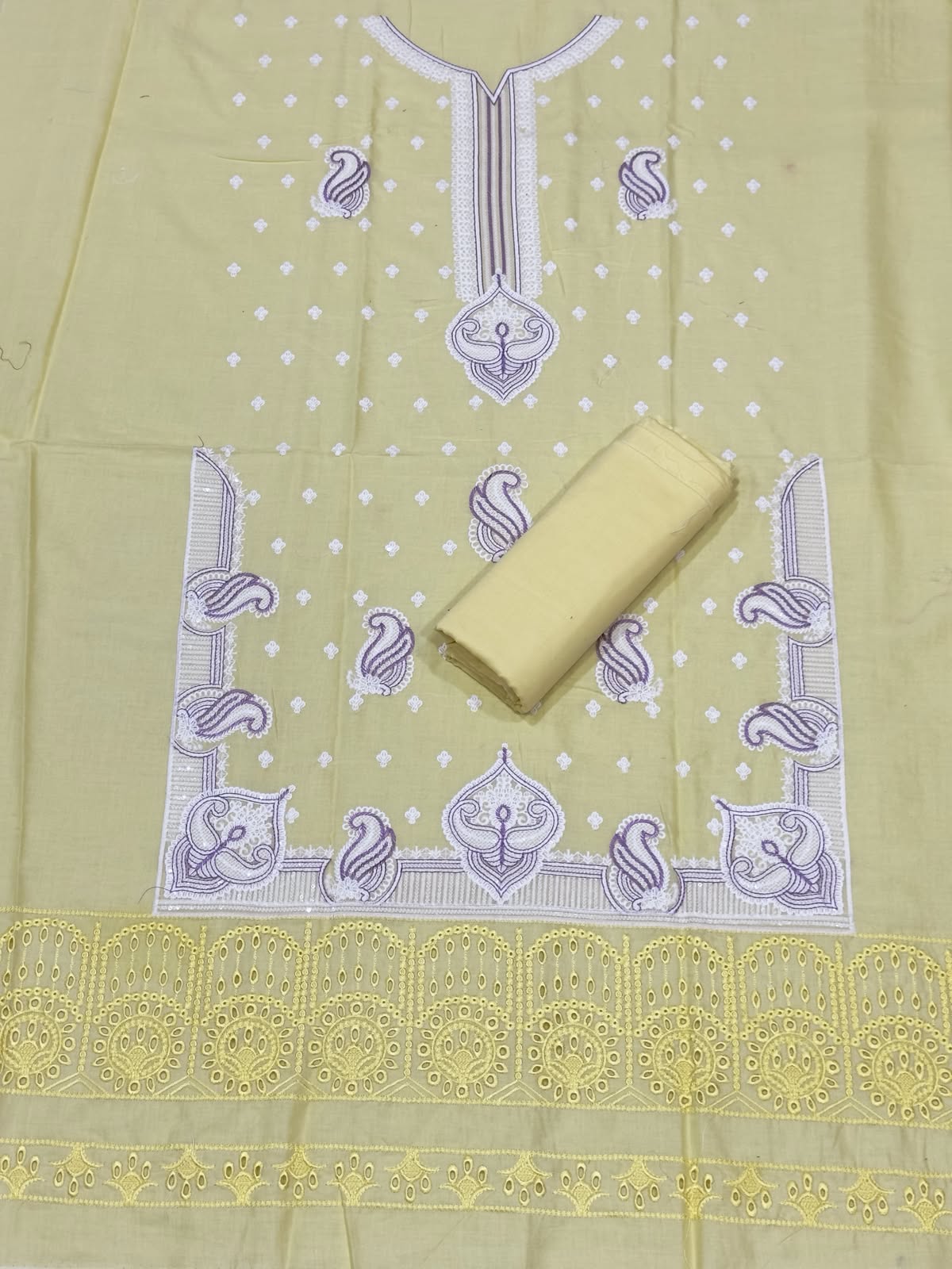 Bareeze Lawn 2 Piece Suit